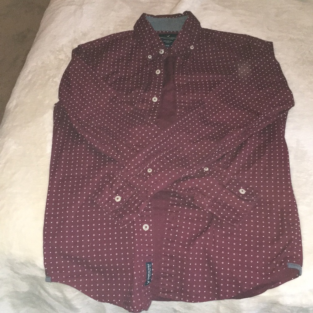 American Eagle button down